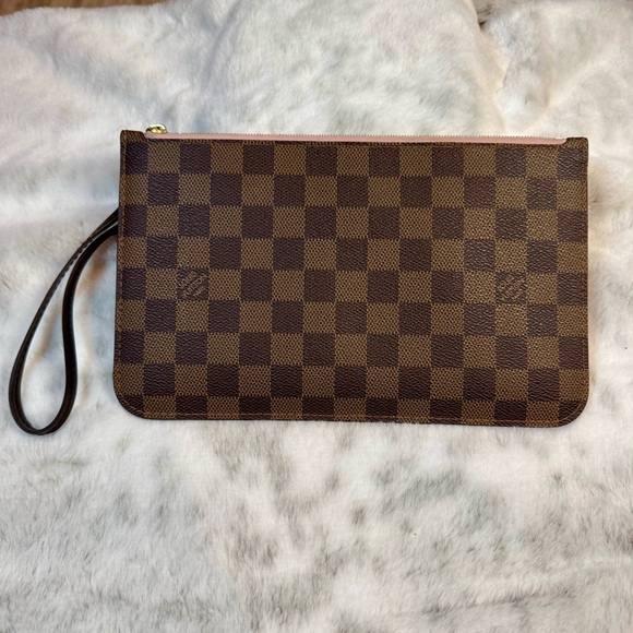 LV Neverfull Damier Ebene Pouch/ Ballerina Pink Interior Wristlet P0209 - Picture 1 of 13
